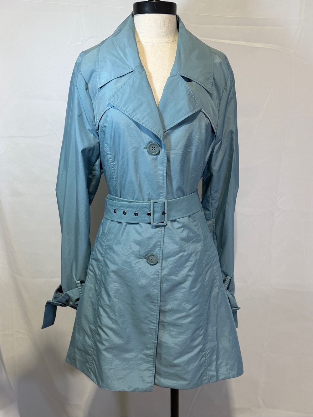 NWOT Dennis Basso Light Blue Trench Coat, Size Large. Water Resistant